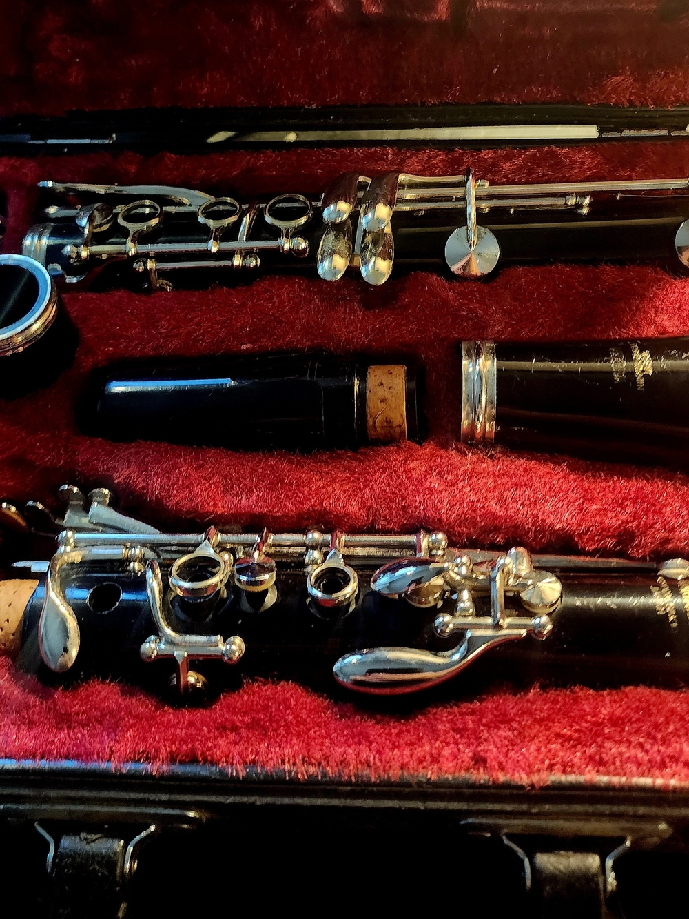 Yamaha Standard Bb‎ Clarinet with Hard Case Key of B Flat Student Intermediate